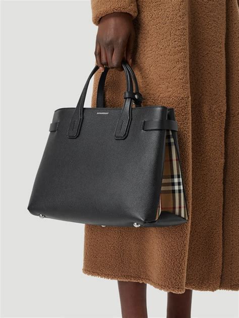 burberry 80063231|Burberry Medium Banner Top Handle Tote Bag In Black.